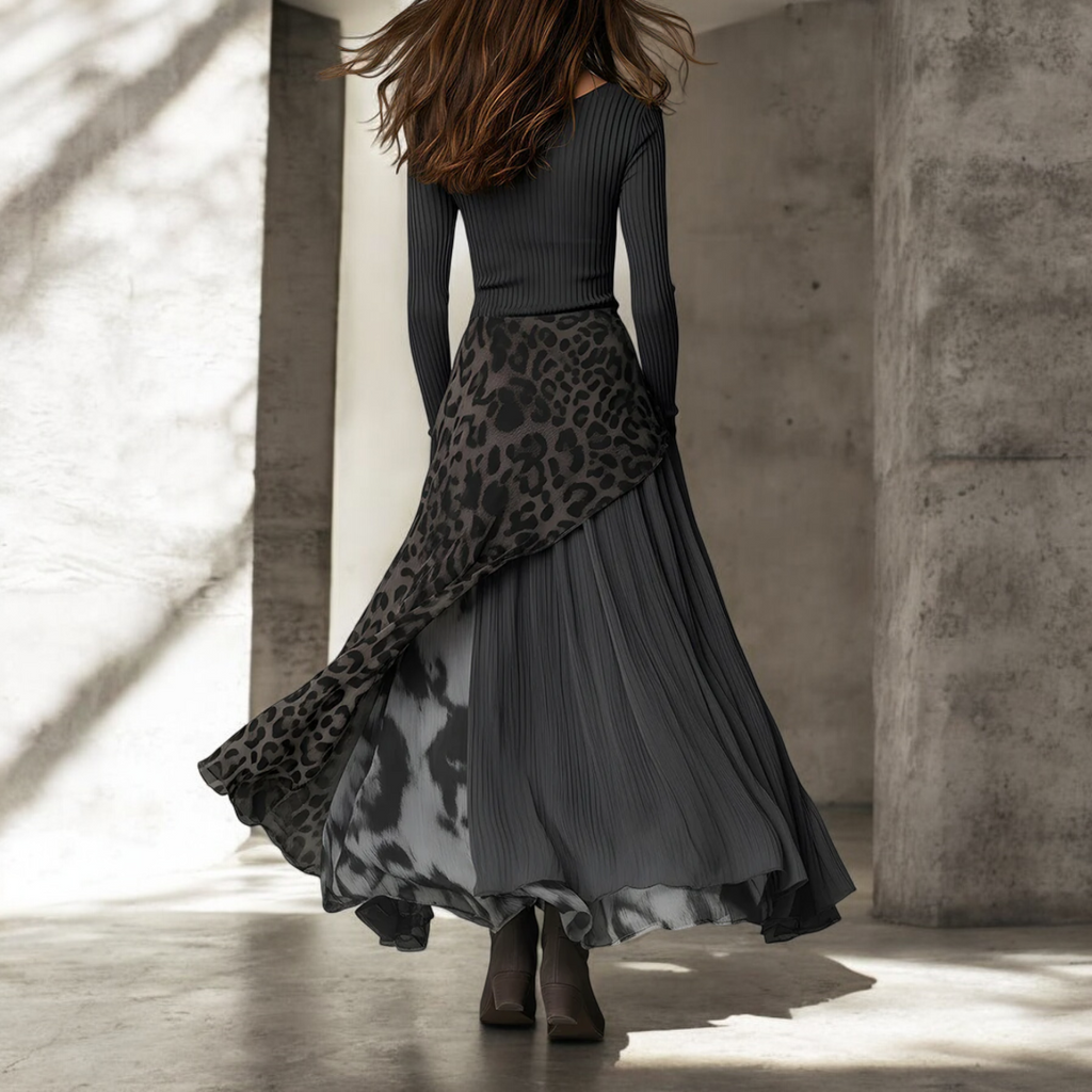 Faye™ | Long Dress with Leopard Accent